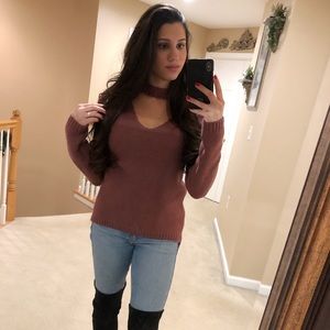 Cut out v-neck sweater